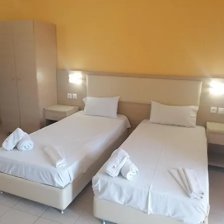 Hotel Decauville 2*