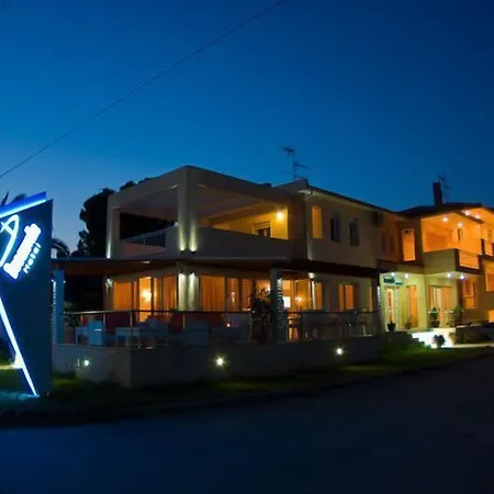 Decauville Hotel 2*