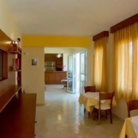 Decauville Hotel