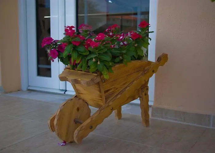 Decauville Hotel Gerakini